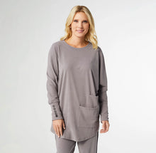 Load image into Gallery viewer, Coco+Carmen-Weekend Brushed Double Pocket with Wrist Buttons