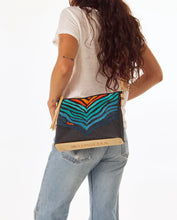 Load image into Gallery viewer, Consuela-Noah Downtown Crossbody